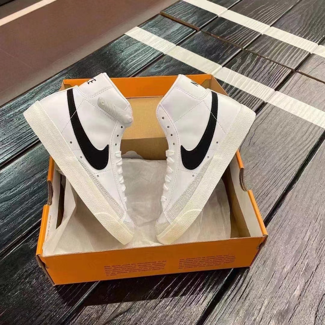 【断码清货】耐克Nike BLAZER MID 耐克开拓者中帮休闲鞋CZ1055-100