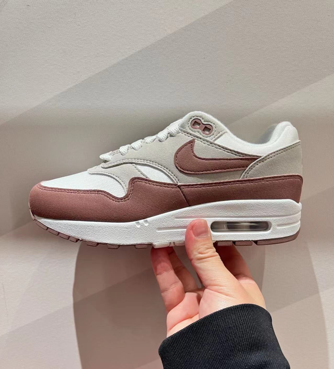 【断码清货】NIKE AIR MAX 1 耐克复古板鞋休闲鞋DZ2628-104