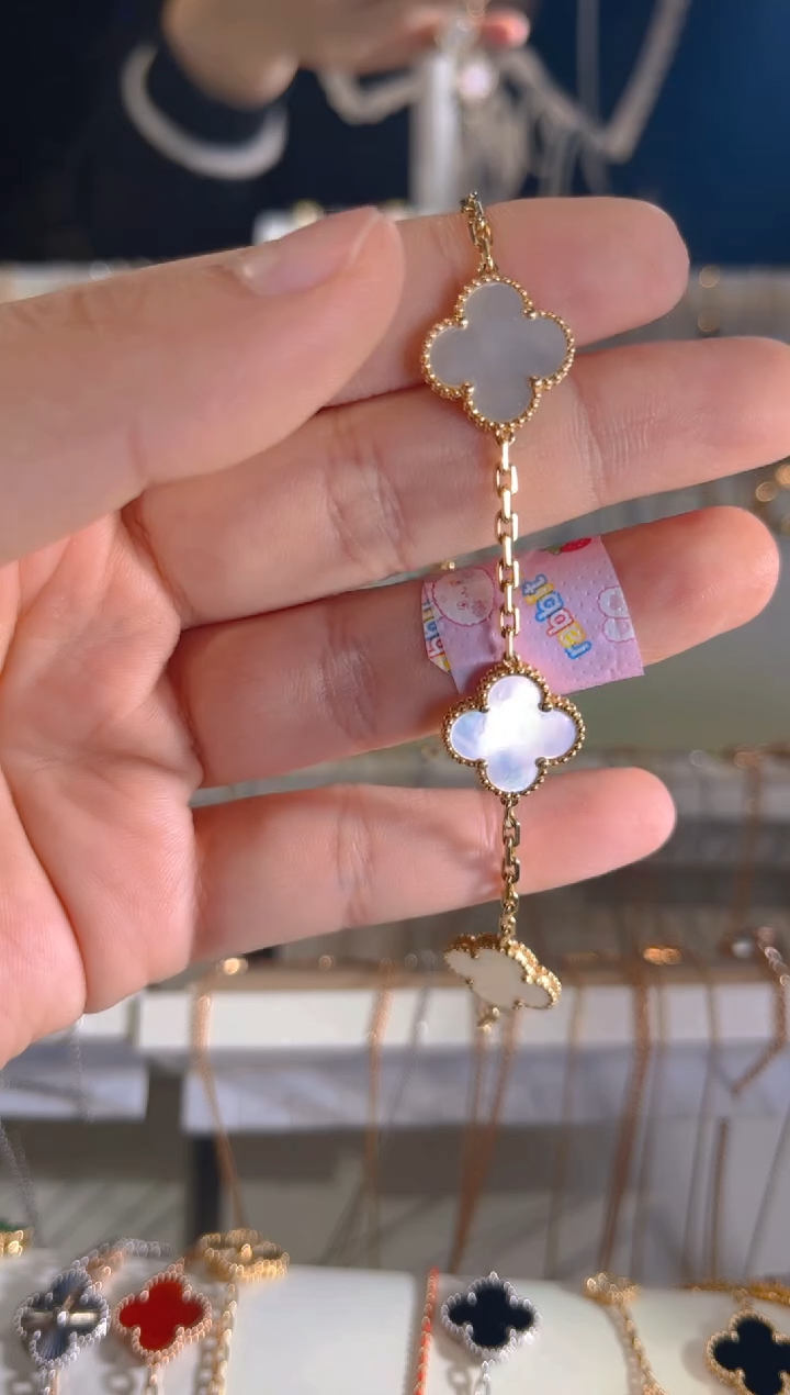 【闪购商品】贝壳（贝母）手链18K金镶嵌手链k黄