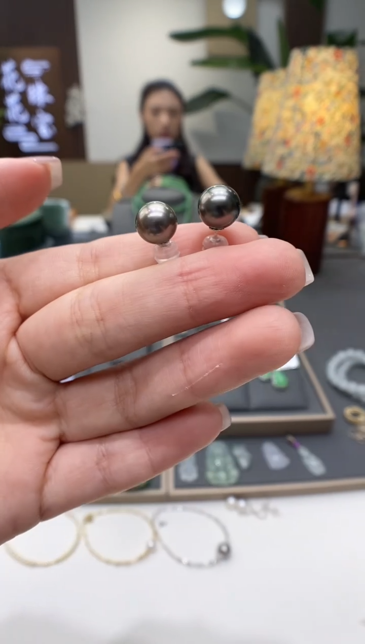 【闪购商品】海水珍珠耳饰18K金镶嵌耳钉