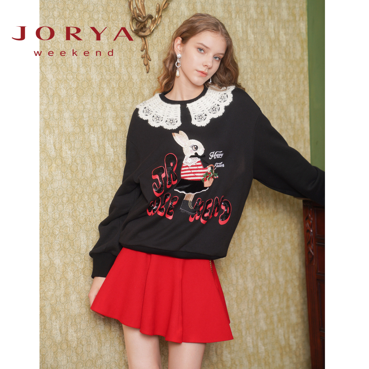 卓雅周末蕾丝娃娃领兔子宽松刺绣卫衣EJWCDQ82