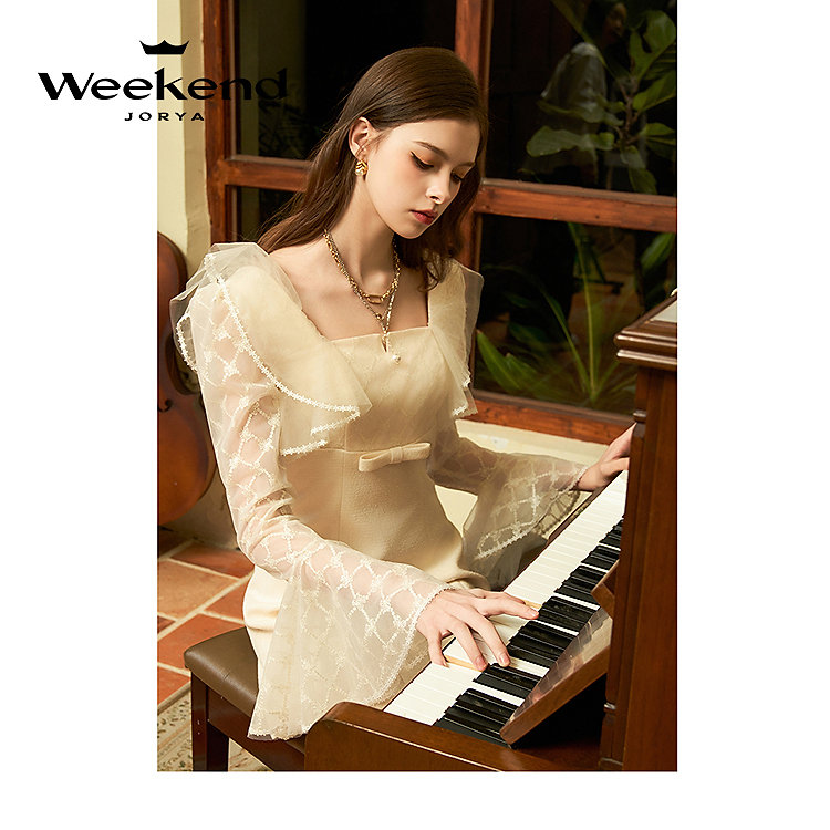 卓雅周末24蕾丝拼接荷叶边蝴蝶结连衣裙EJWEAN42