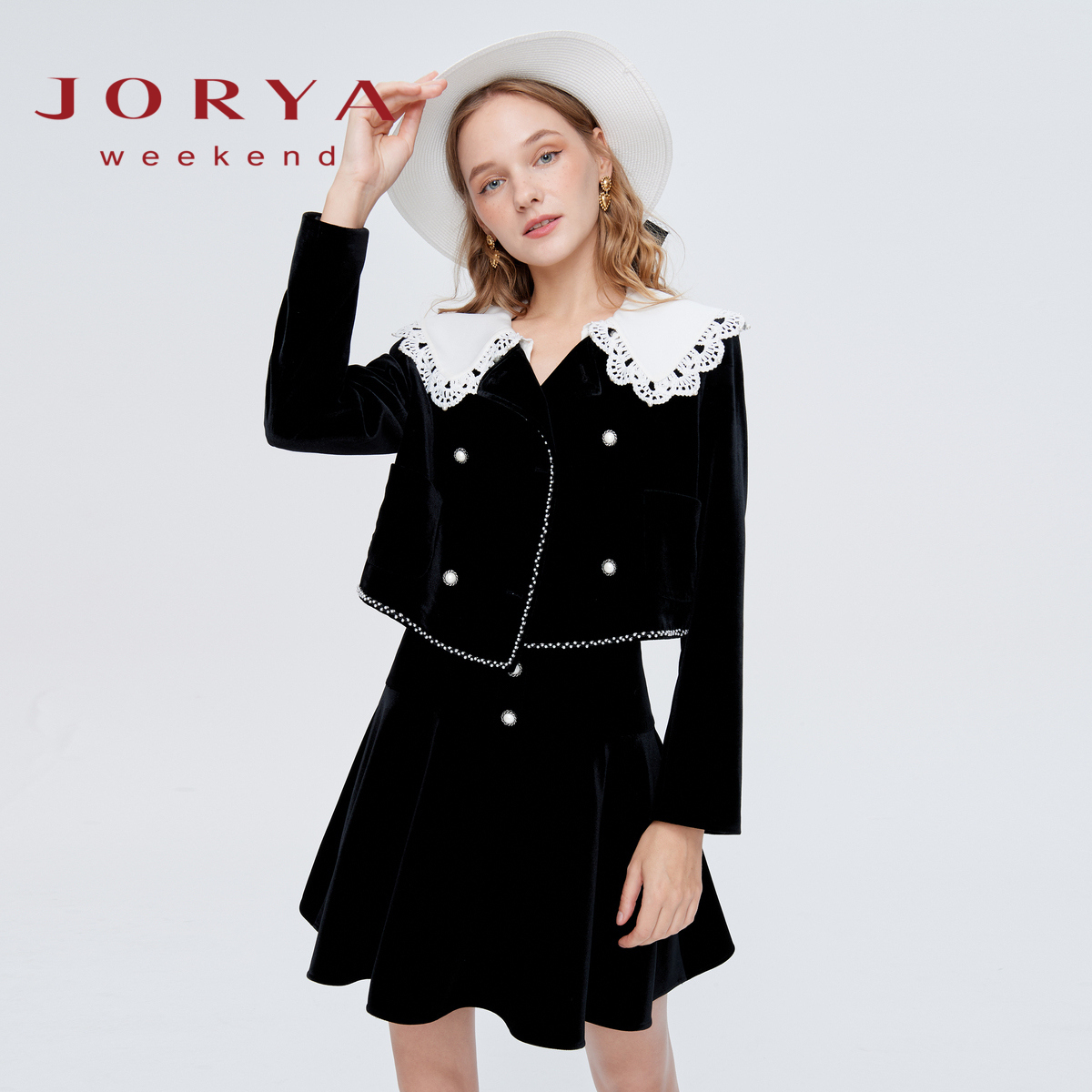 【赵老板专属】卓雅周末法式丝绒双排扣珠饰花边领外套EJWCCX04