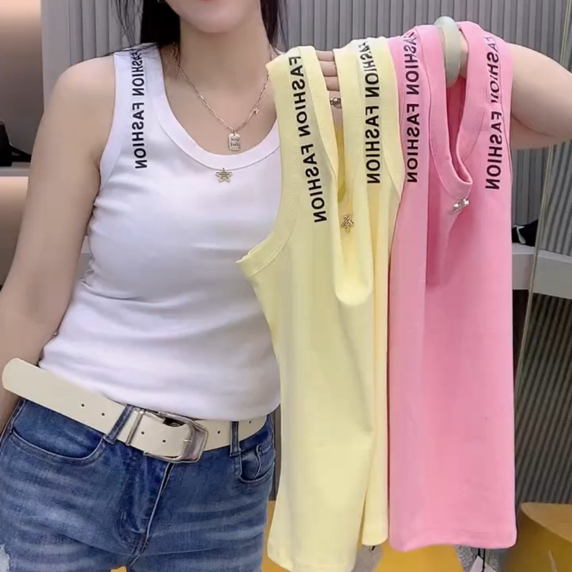 新款洋气女背心打底（实物微色差）