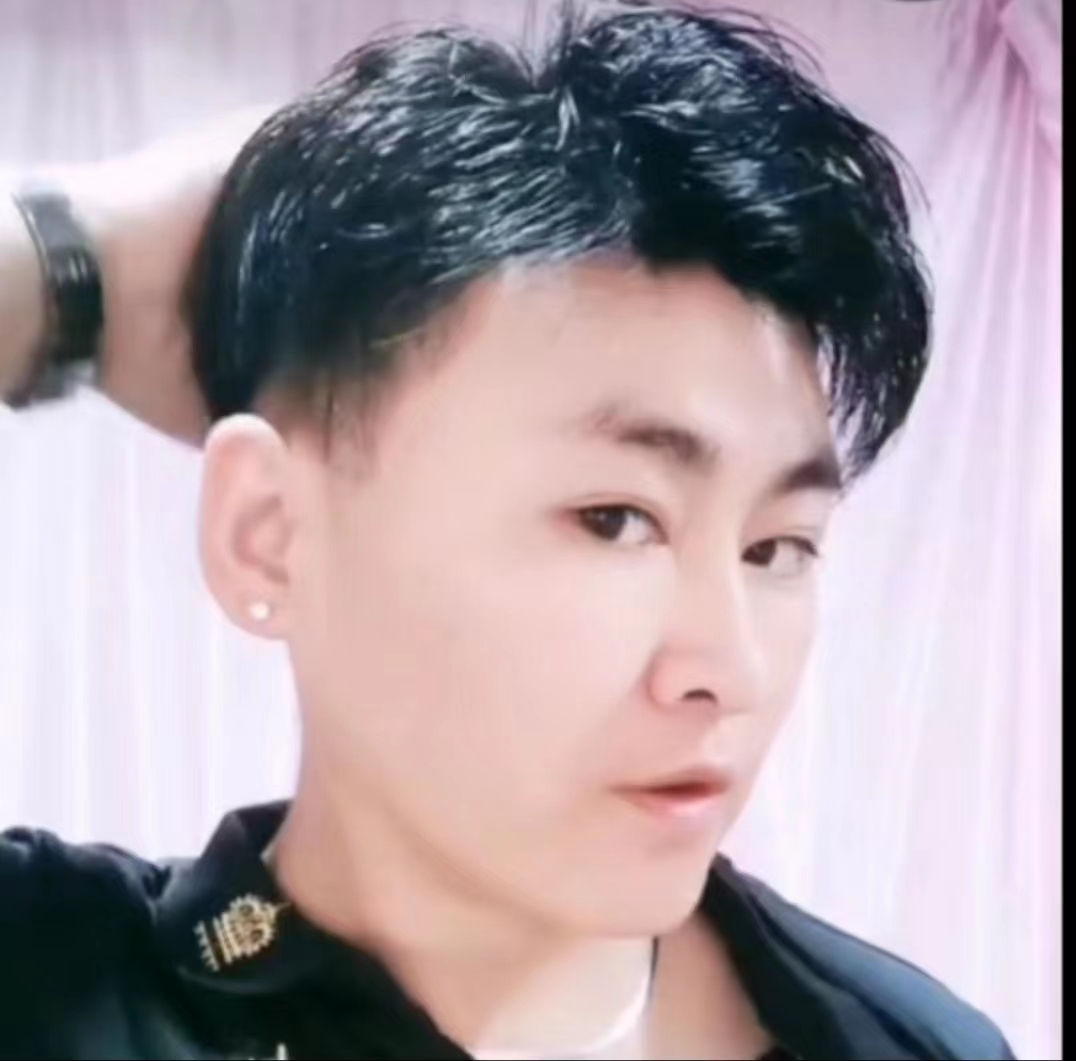假发三七分发型逼真款