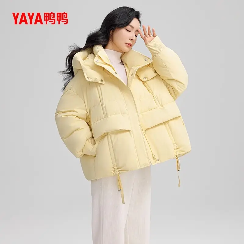 YAYA/鸭鸭羽绒服女短款时尚休闲连帽宽松加厚保暖冬季YE4B613441A