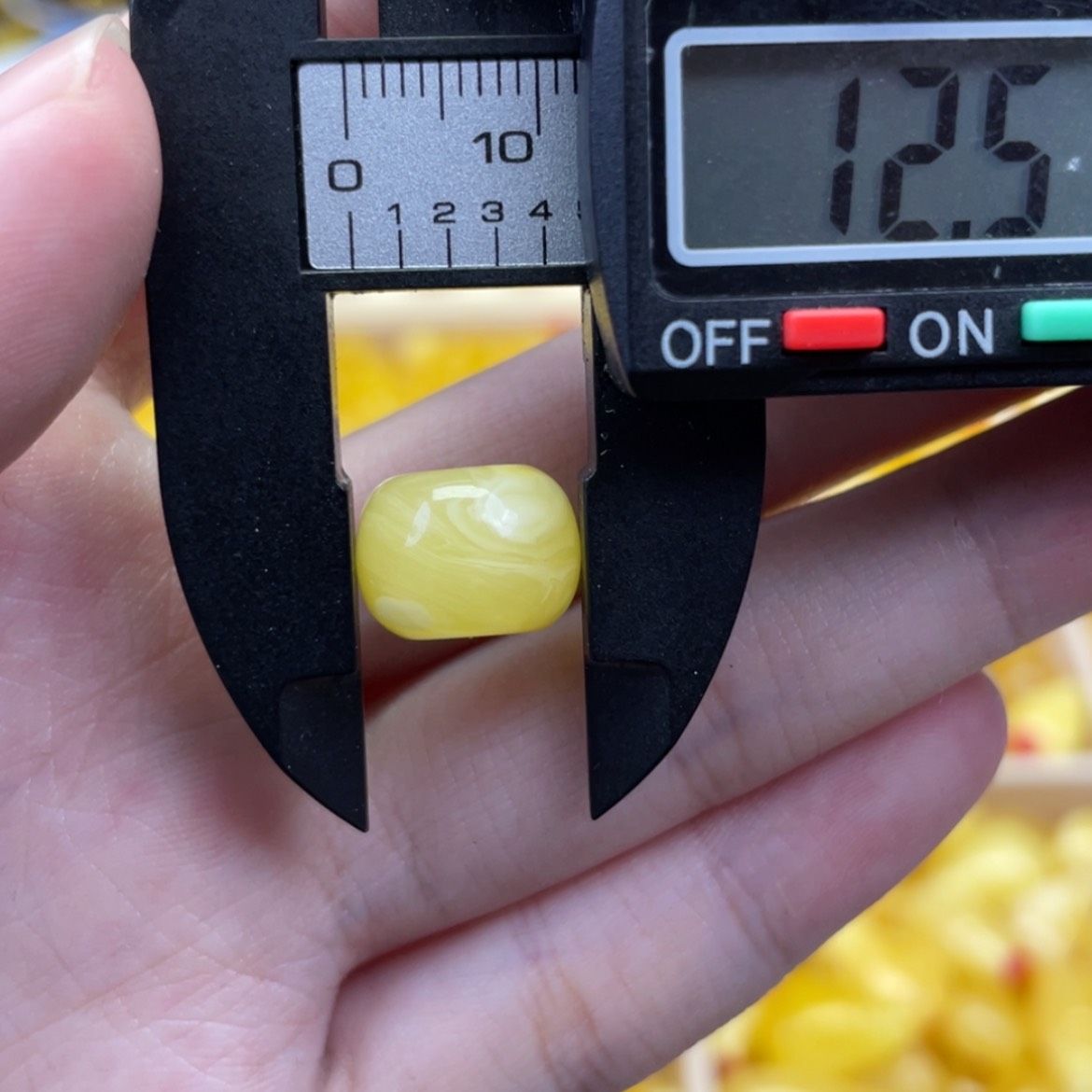 【闪购商品】琥珀裸石未镶嵌