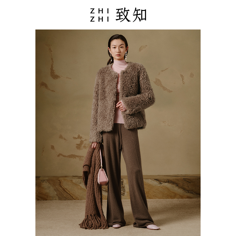 致知怅怅词 外套女冬季新款高级气质温暖圆领时尚ZZ2CWWE6011