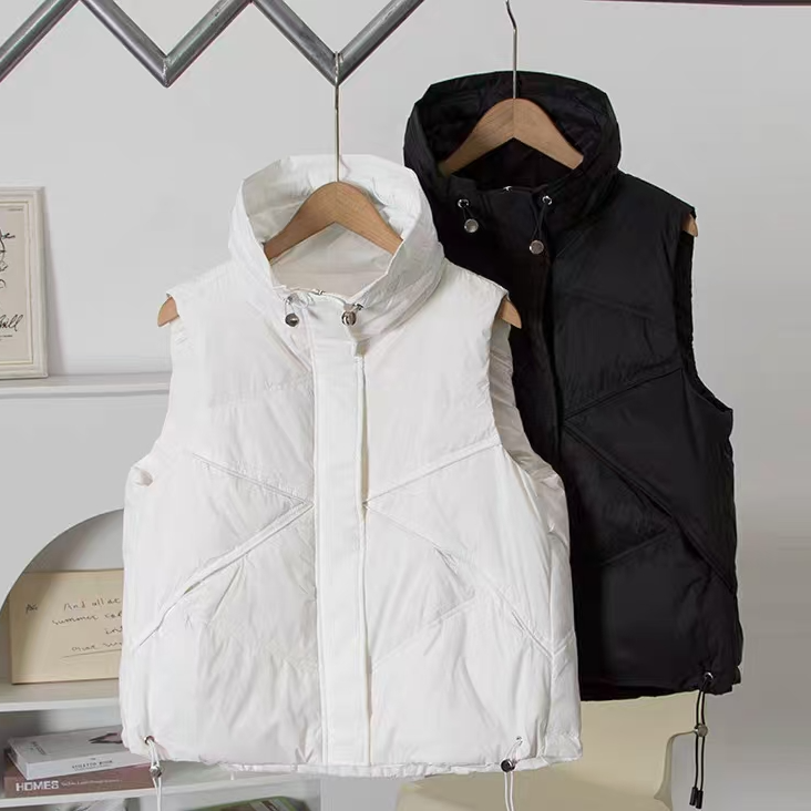  经典黑白连帽无袖休闲百搭精品无袖羽絨马甲 2024504