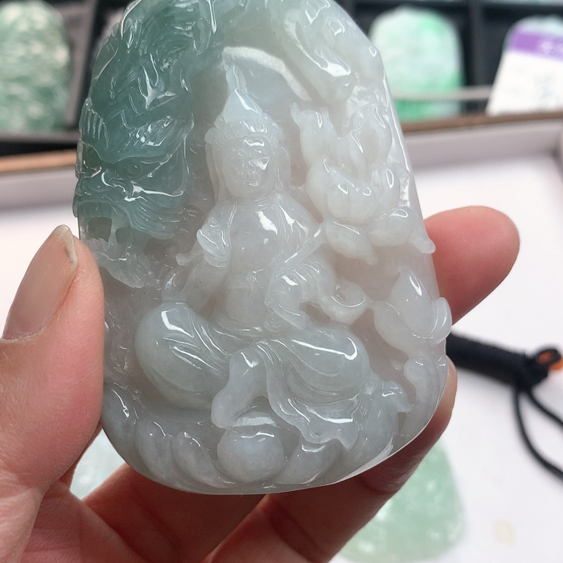 【闪购商品】翡翠颈饰未镶嵌A***乖