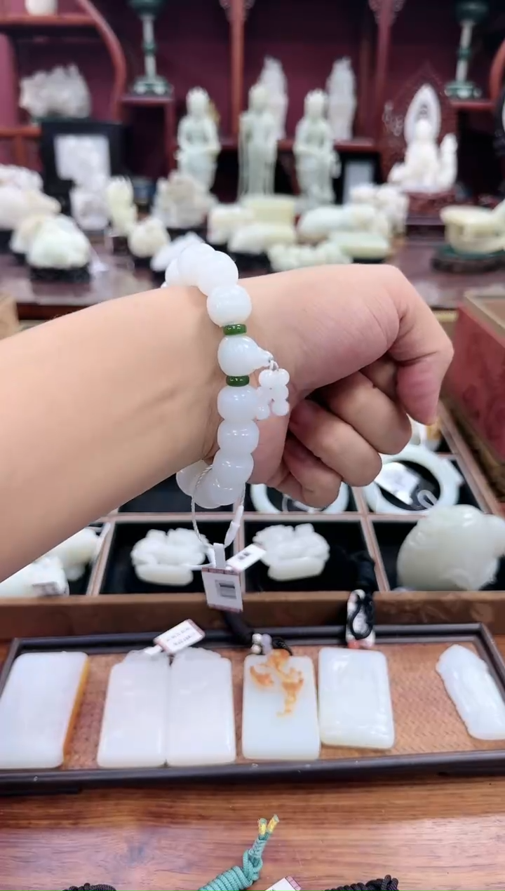 【闪购商品】和田玉挂件未镶嵌1