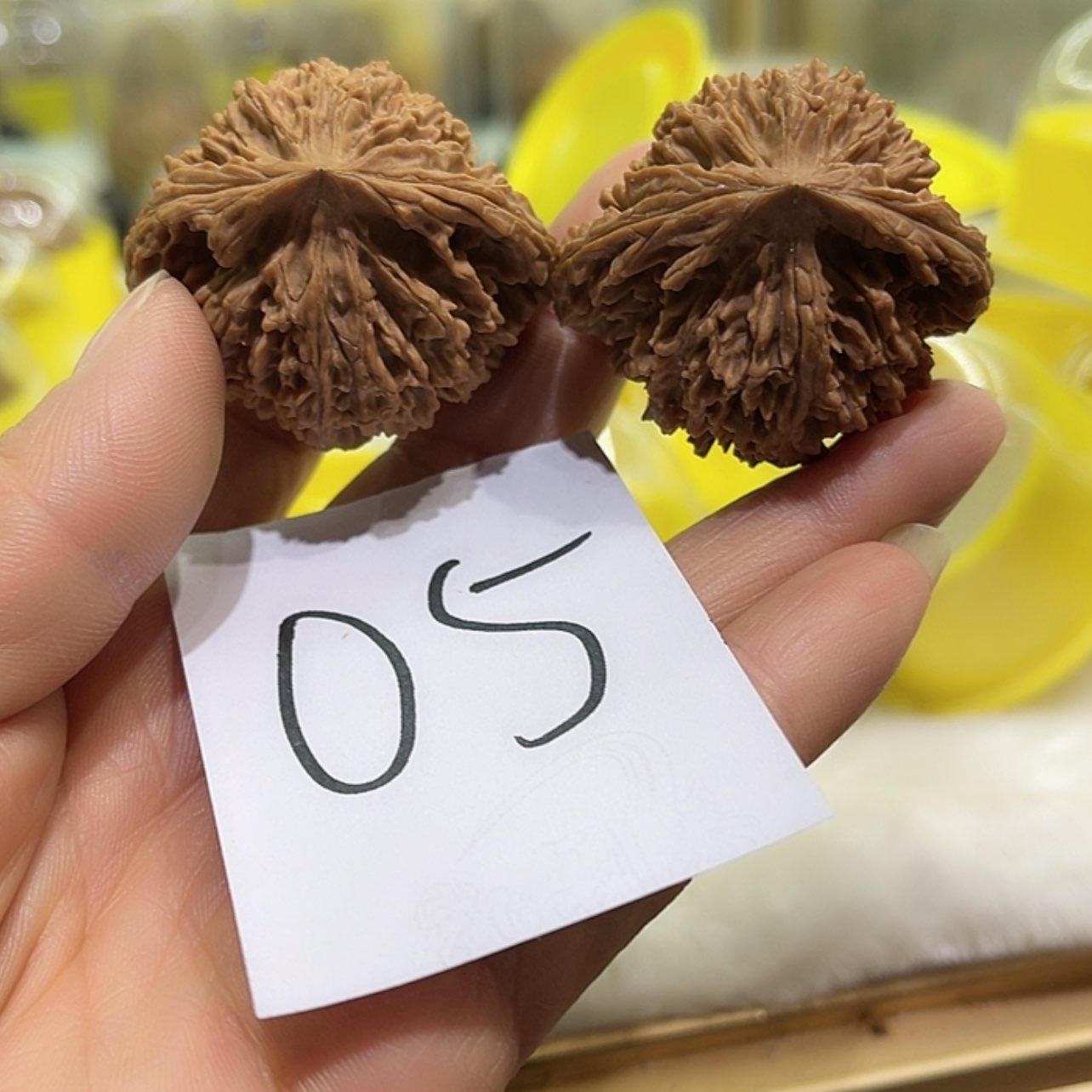 【闪购商品】文玩核桃把件皇冠