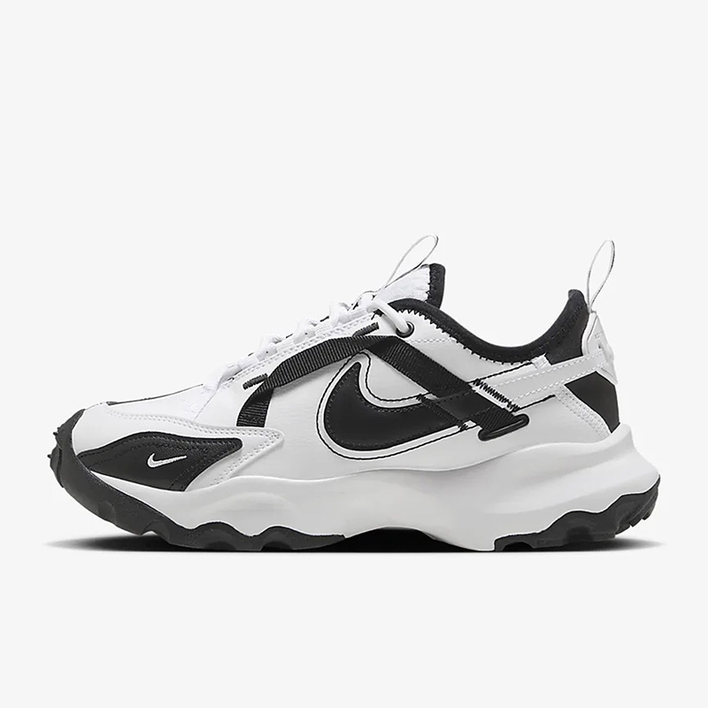 【微瑕】Nike TC 7900 减震防滑低帮运动休闲鞋女款白黑 FJ7738-101
