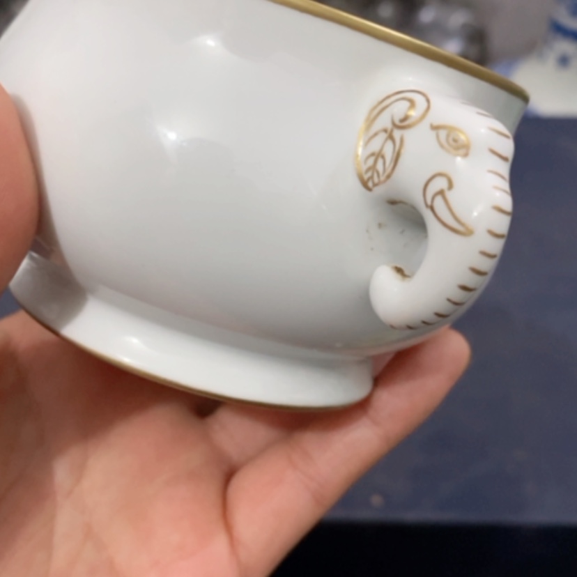 【闪购商品】瓷摆件孩*