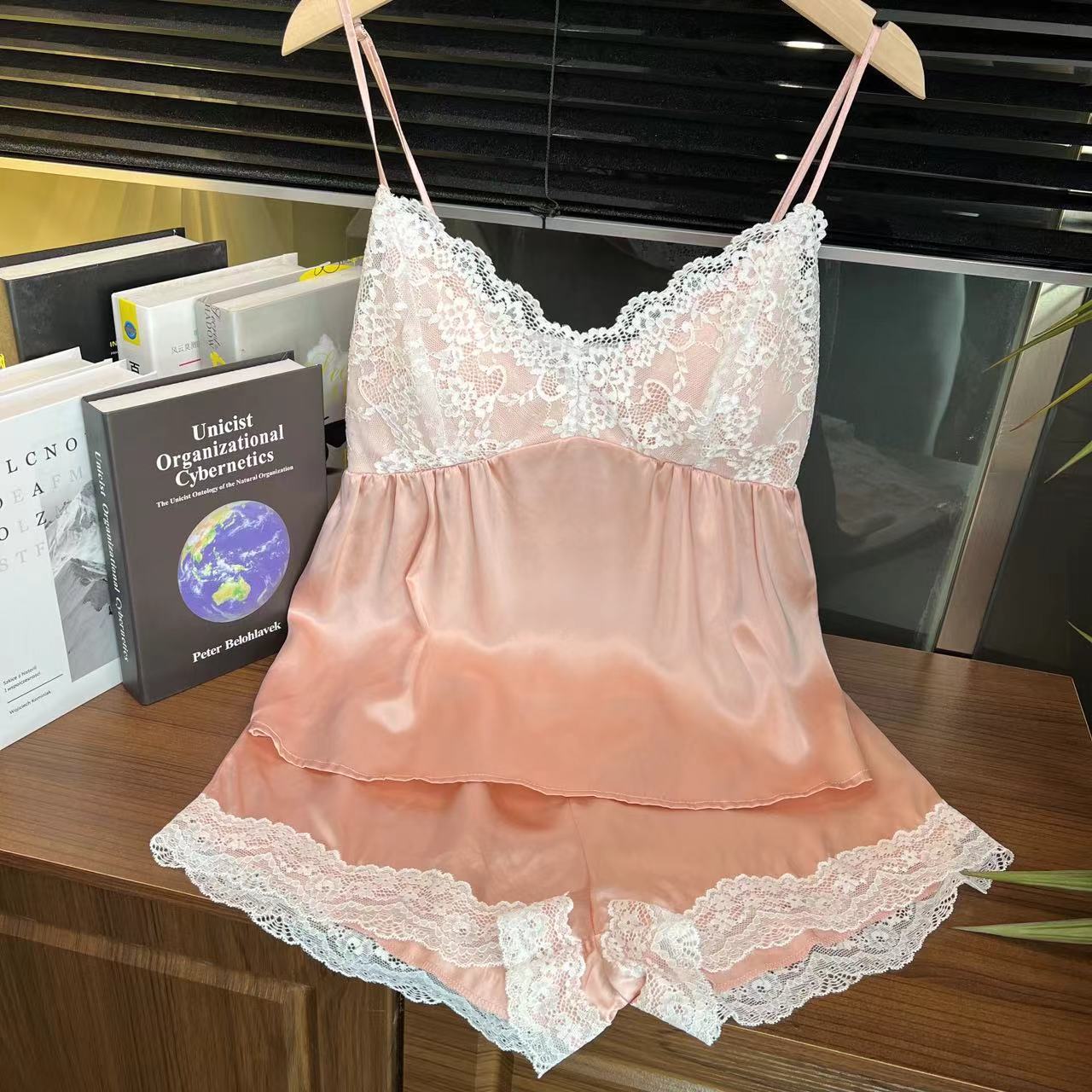 【桑蚕丝源头工厂】100%桑蚕丝重磅蕾丝吊带短裤套装