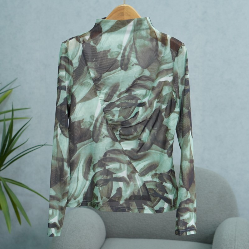 一路童行  深高系列 A088  女装时尚气质卡绿针织衫 902008