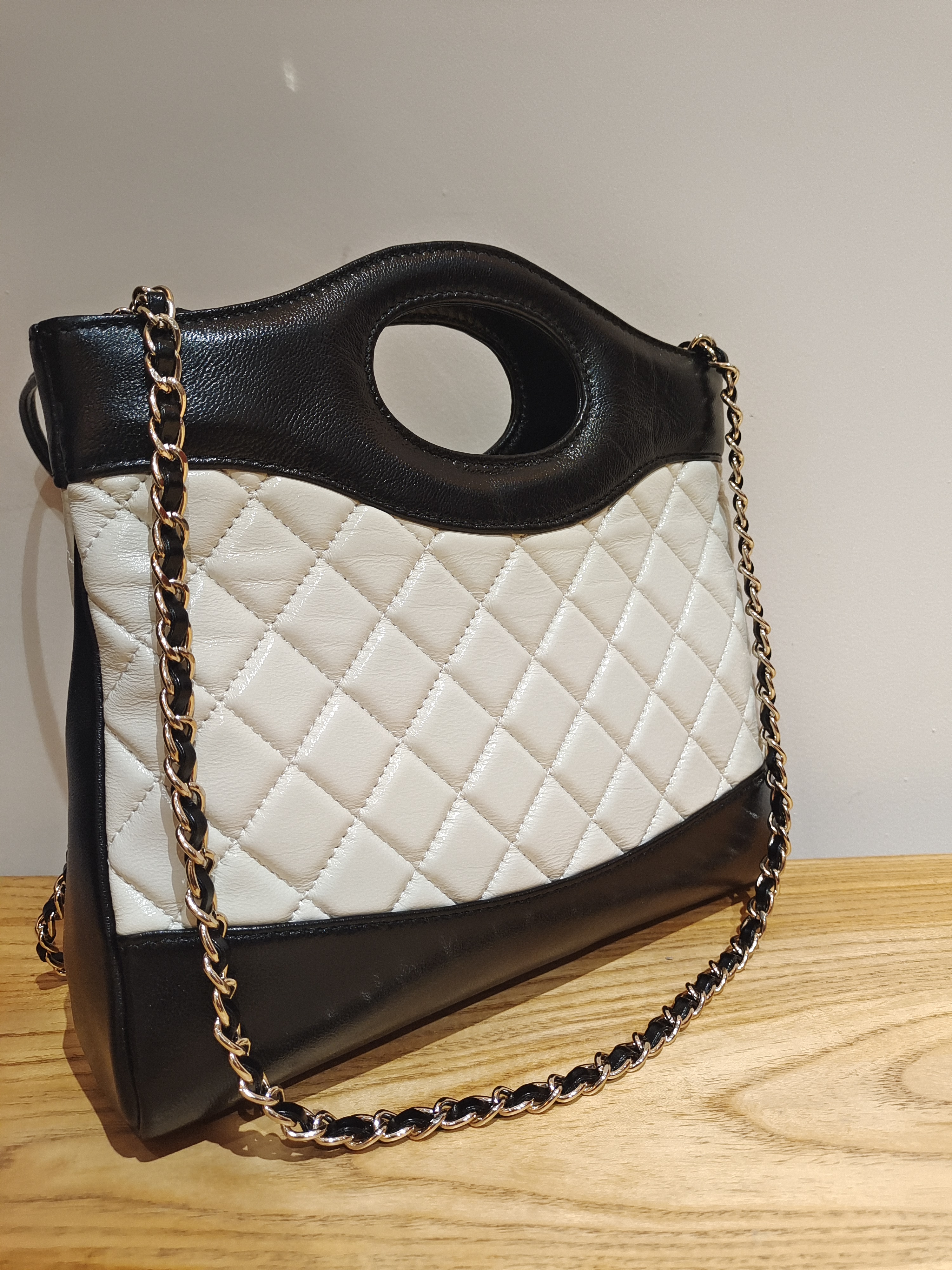 HIRMRIS手工真皮包CZ516  b黑白拼香