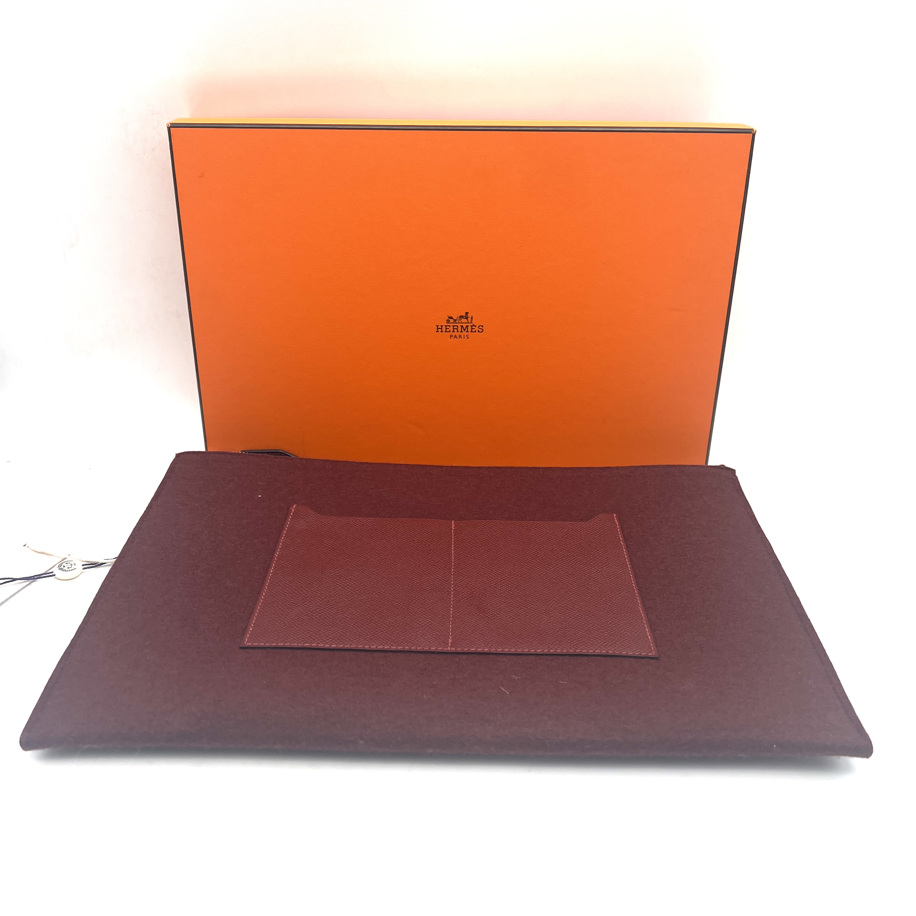 99新 Hermes/爱马仕 爱马仕羊毛毡手拿包/M82/赠钥匙扣