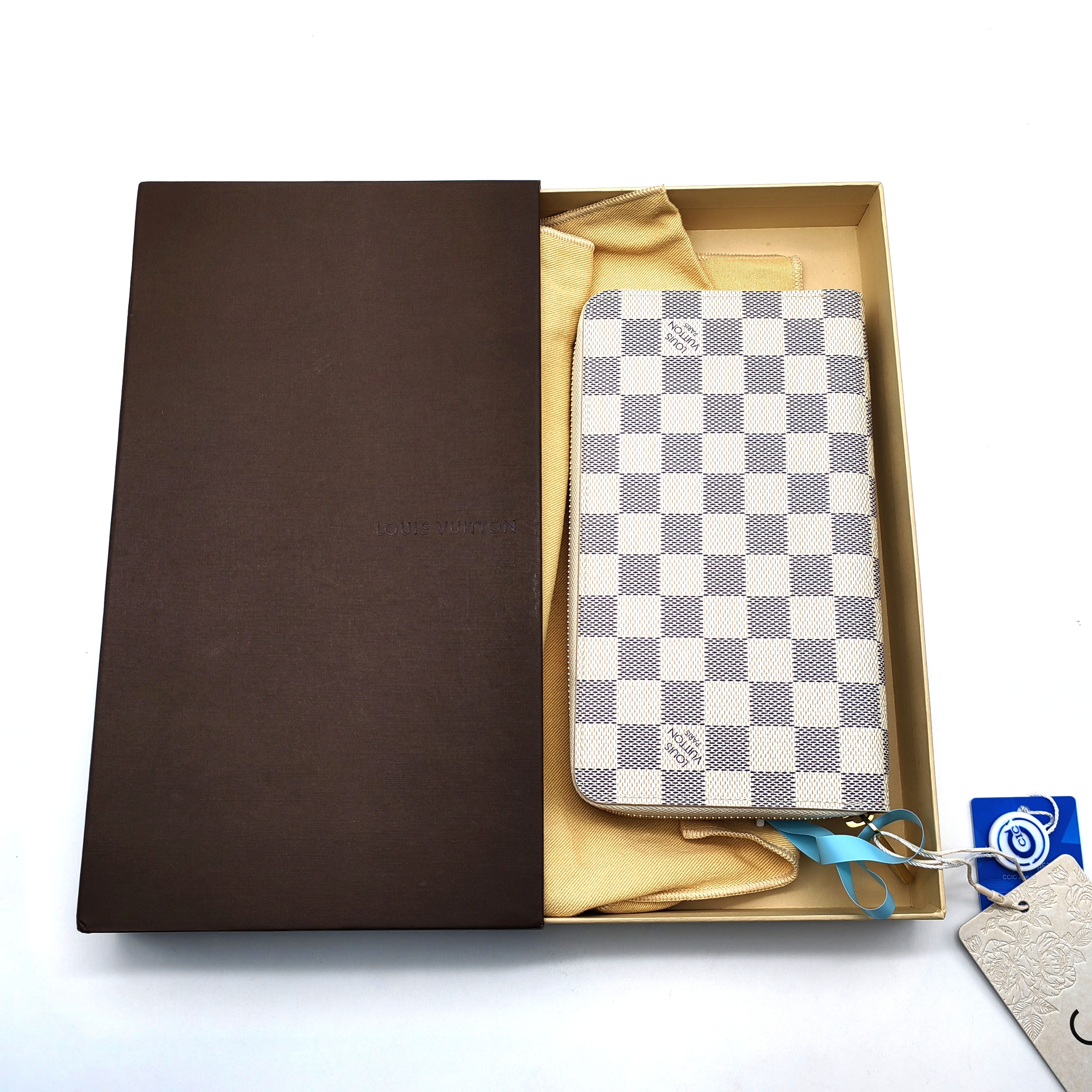 99新  Lv白棋盘格钱包/F157
