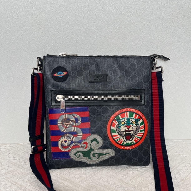 95新 GUCCI/古驰 5946/3647时尚徽章限量版单肩包7088