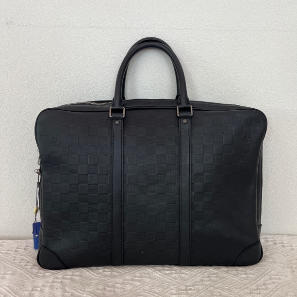 95新 LouisVuitton/路易威登 8825/男士黑色全皮手提公文包