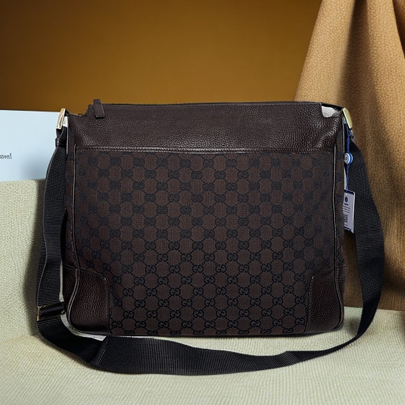95新 GUCCI/古驰 3927/时尚休闲帆布拼皮单肩包