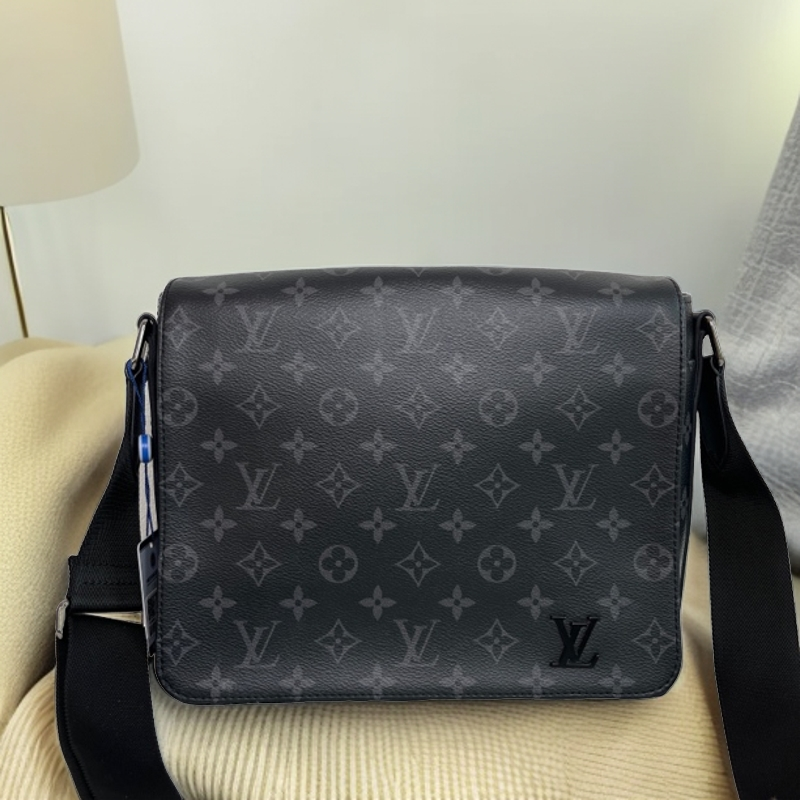 99新 LouisVuitton/路易威登 5832/5303/5659时尚黑老花邮差包