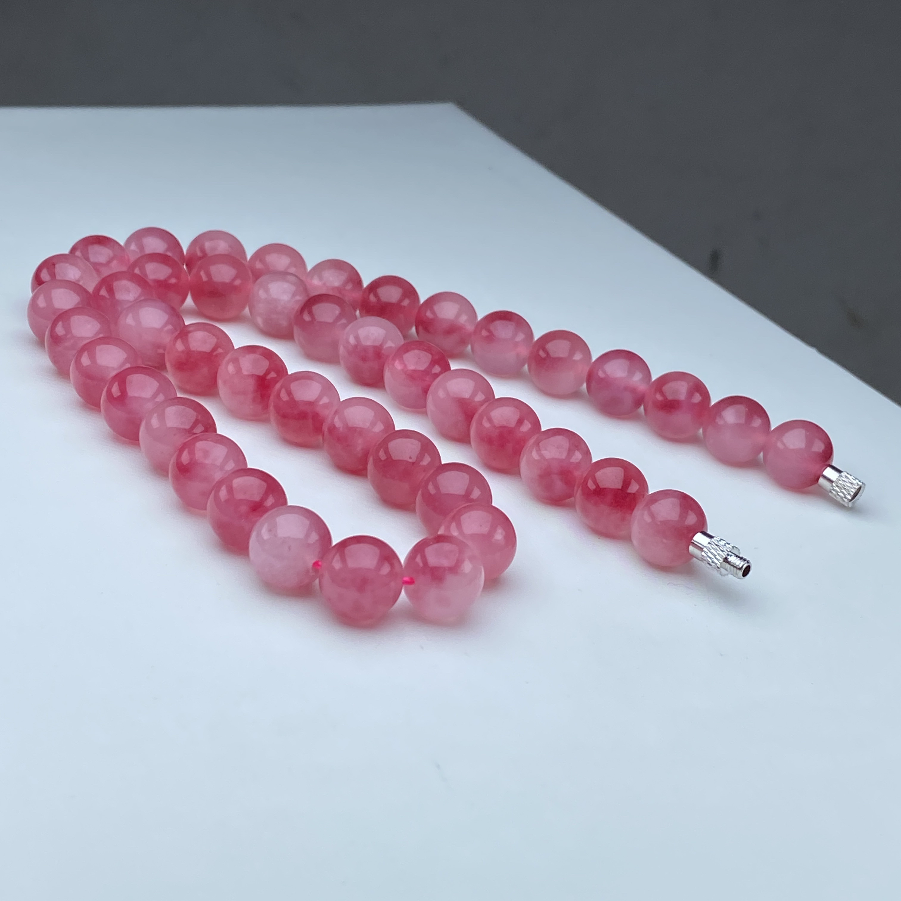 647号精品高货樱花雨粉苏项链10mm多样性发一件