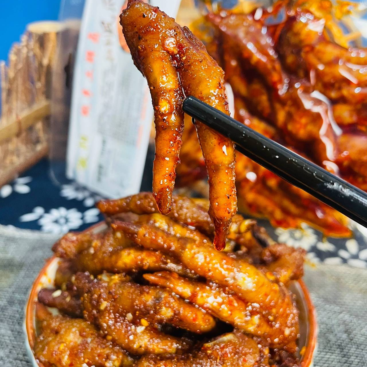 放阳香辣鸡爪鲜卤麻辣凤爪休闲小吃即食零食真空包装天然美味新鲜