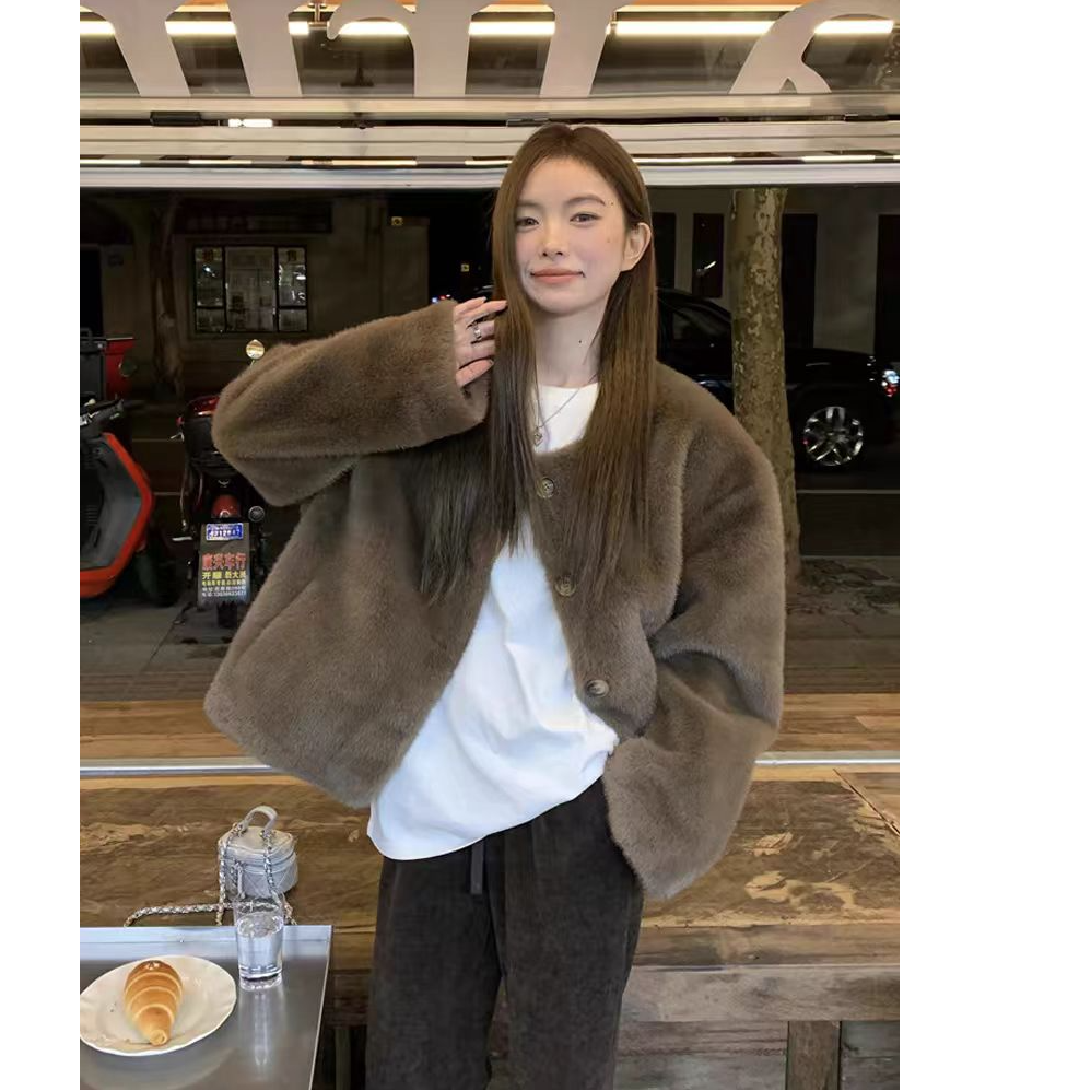2025新款咖色毛毛外套女冬季加厚保暖高级感皮毛一体棉衣服女