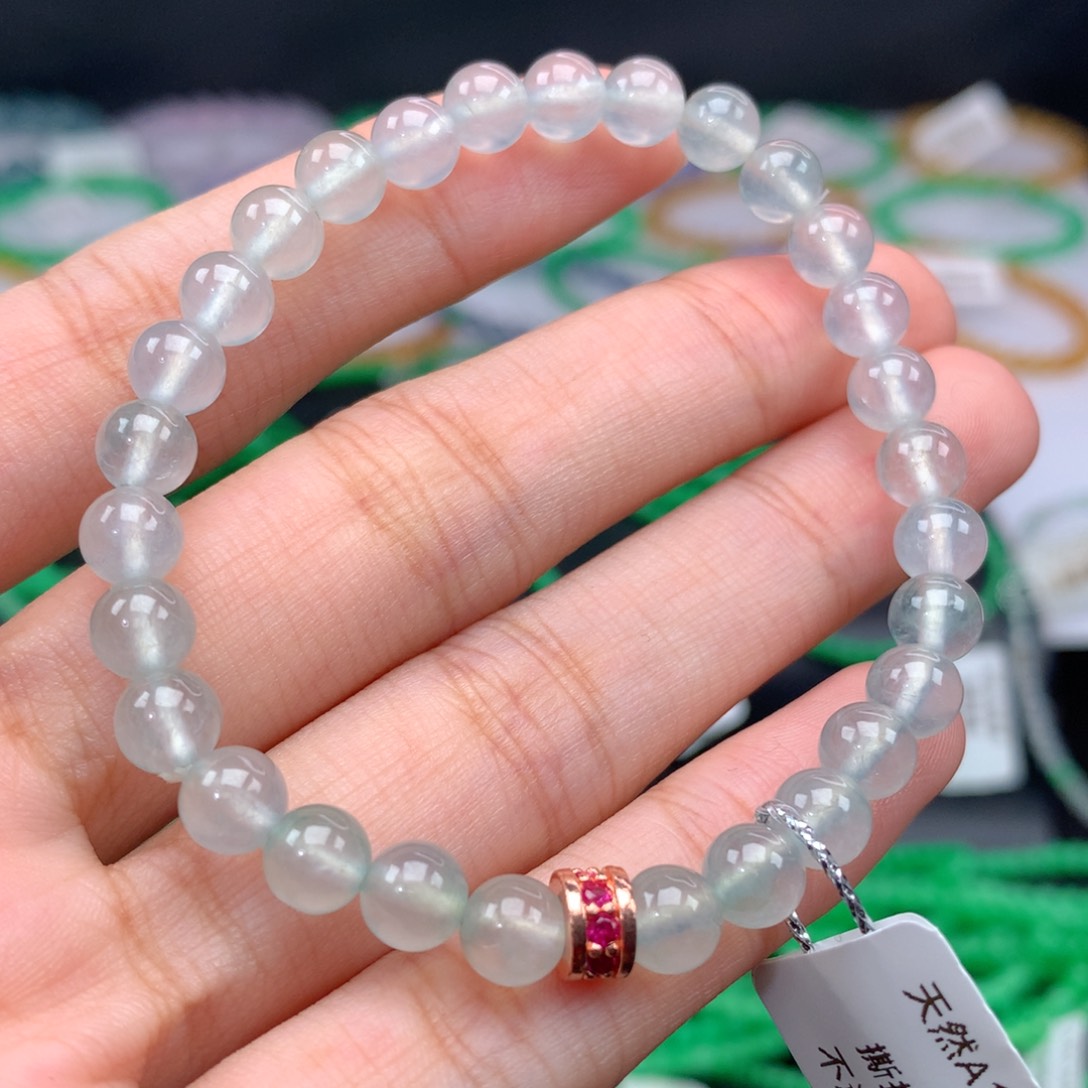 翡翠手链未镶嵌卡