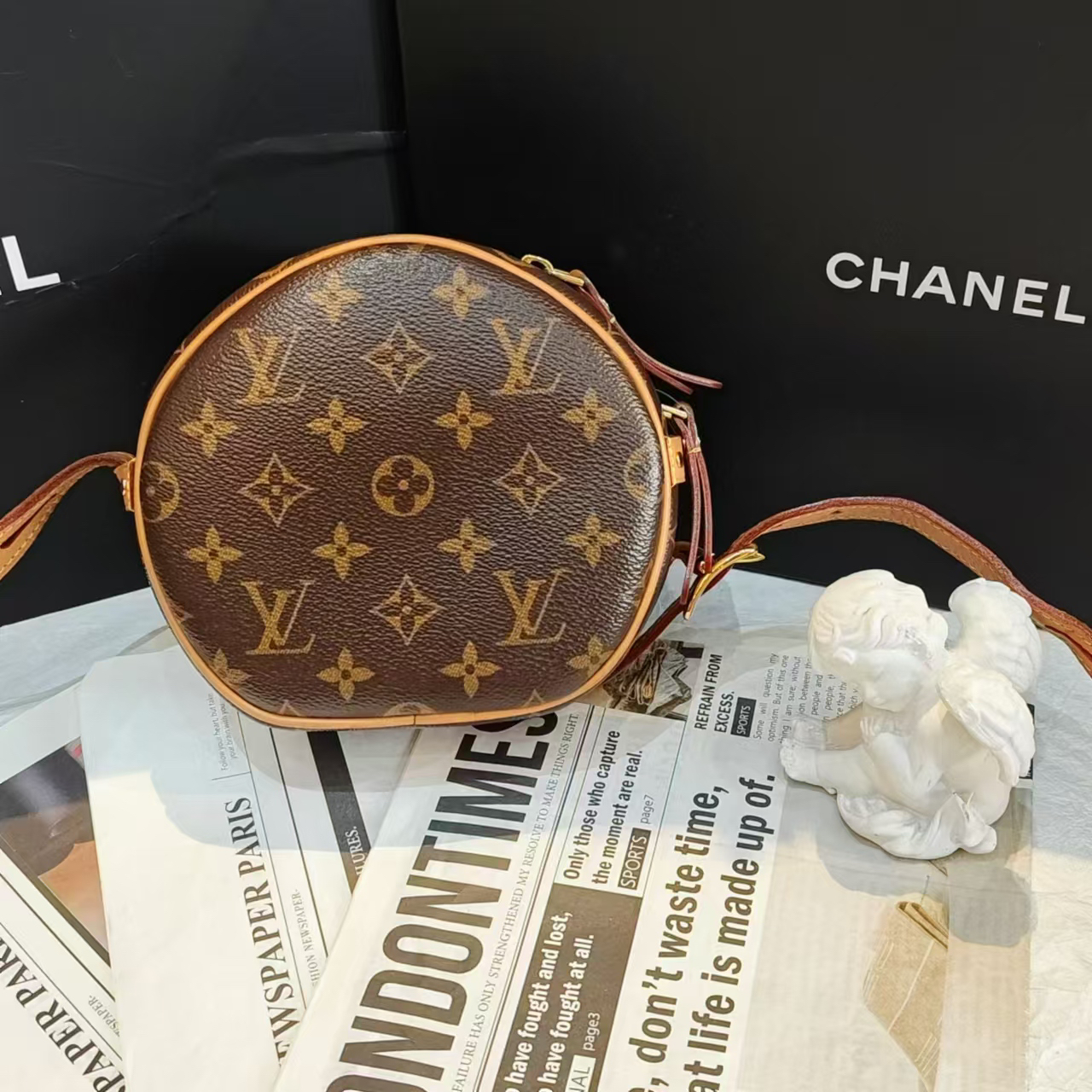 95新 LouisVuitton/路易威登 LV老花圆饼包 23020082-01