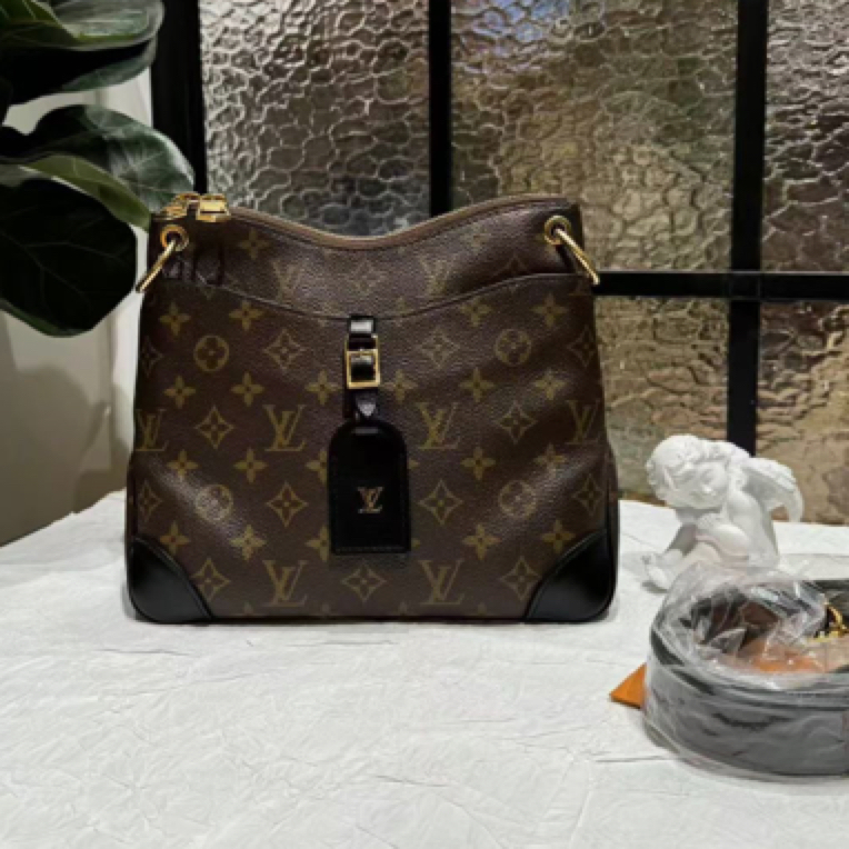 95新 LouisVuitton/路易威登 LV老花黑色斜挎包24100153-03