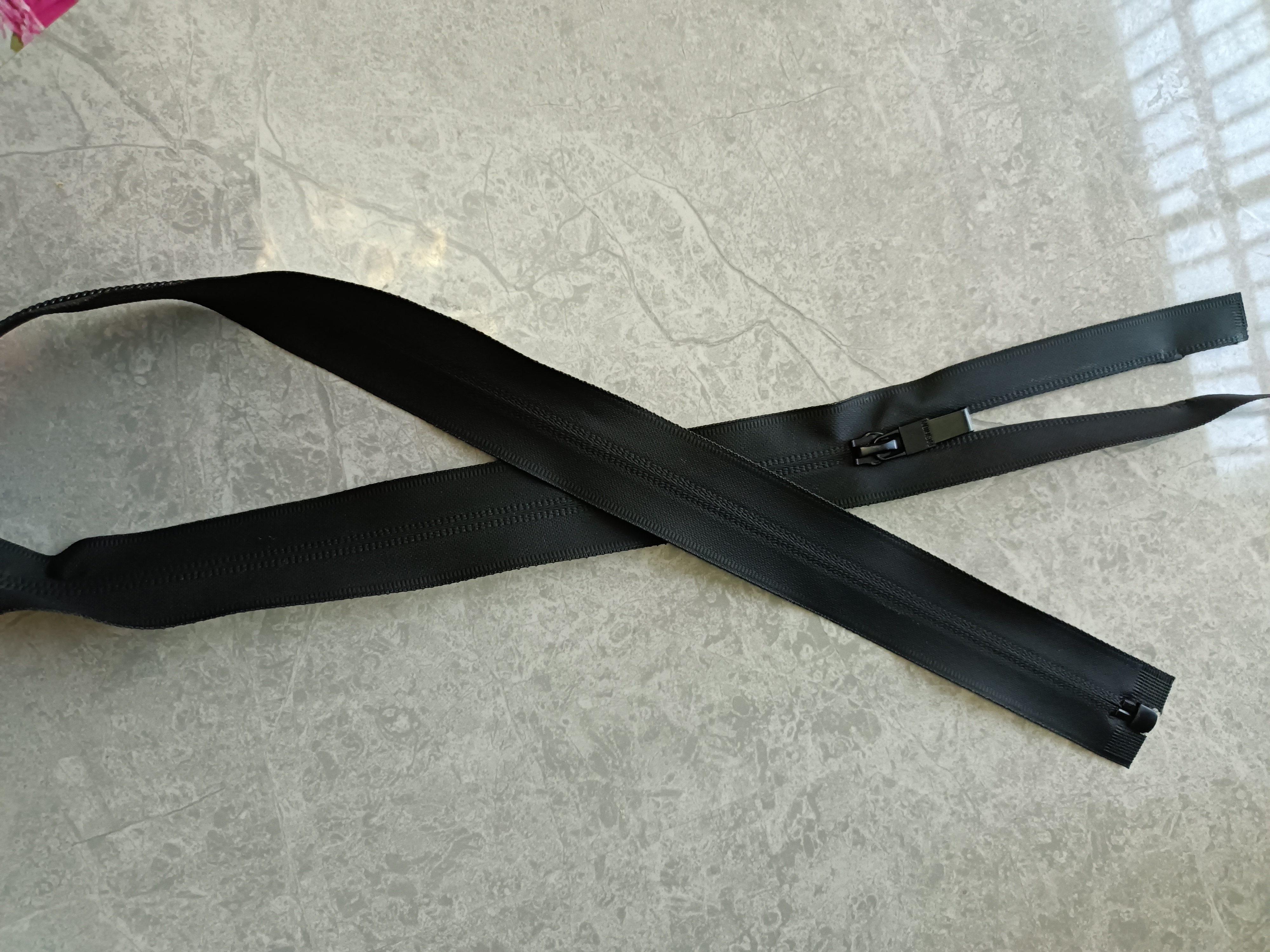 服饰配件，尼龙黑色5#单开防水拉链，长度65到76公分