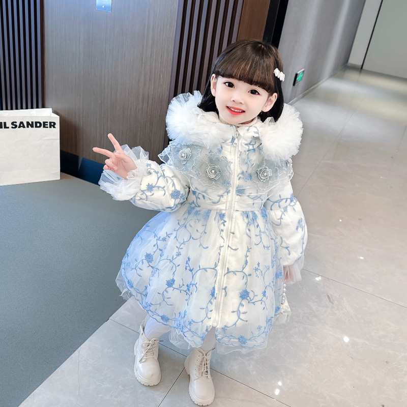 女小童时尚公主棉服中长款2023冬装小女孩刺绣洛丽塔裙洋气棉衣潮