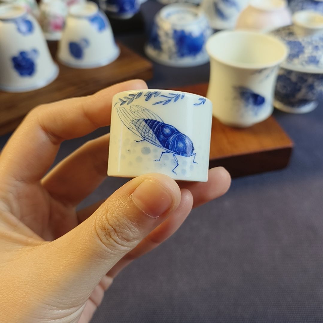 【闪购商品】陶瓷青**雪盖置
