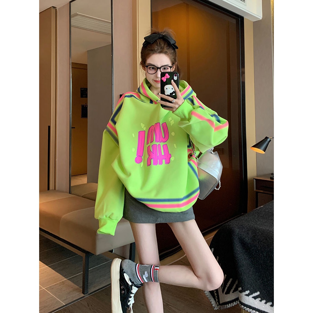 绿色连帽卫衣女秋冬2023新款加绒加厚设计感小众复古宽松上衣