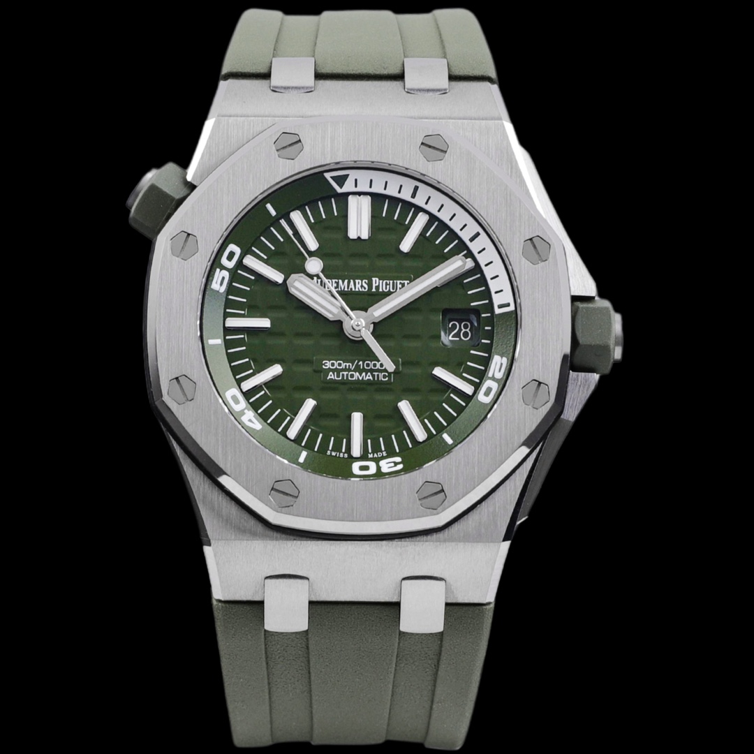 95新 AIPE/爱彼 D/牛油果绿15710/18年全套/42mm/公价156000