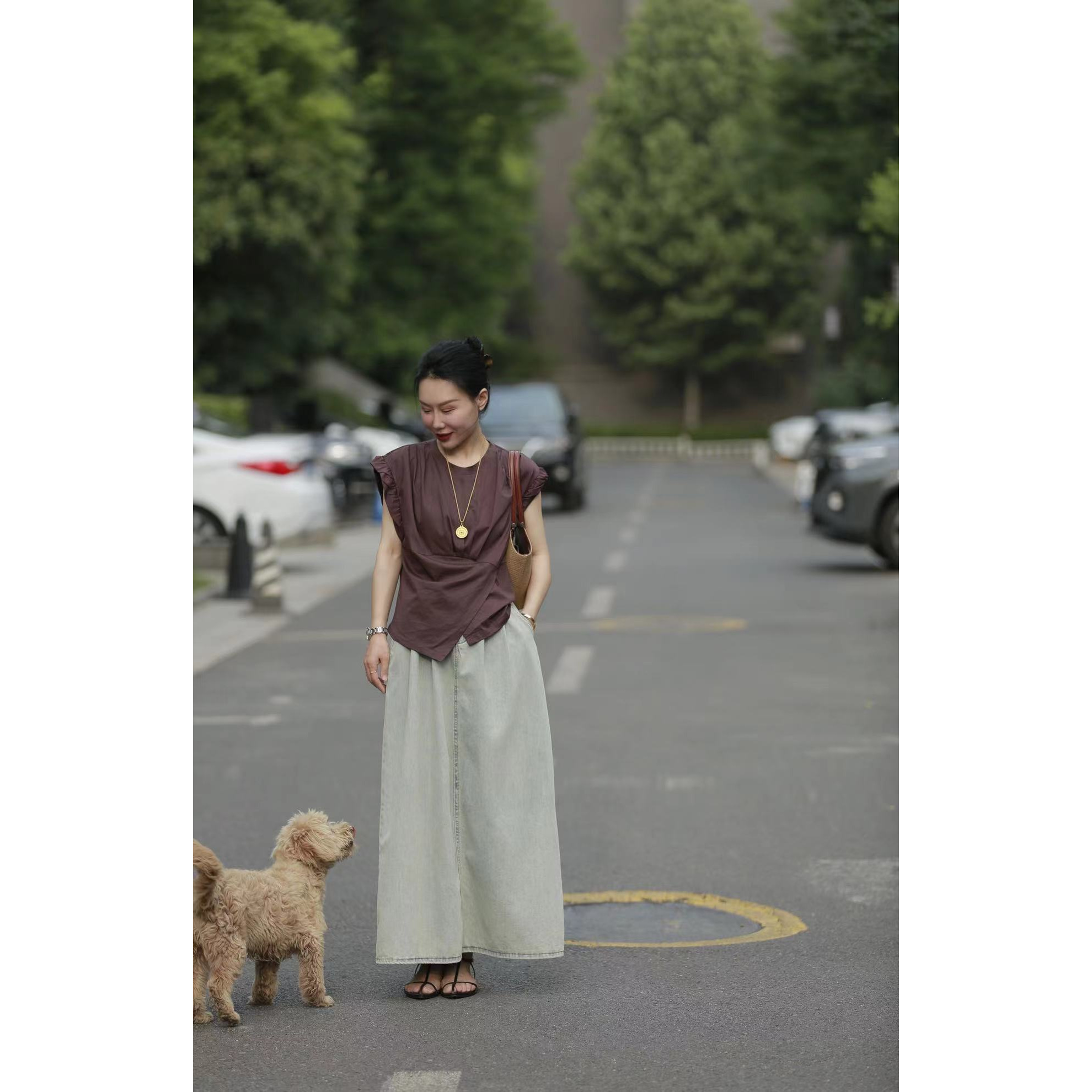 后松紧腰简约直筒裙