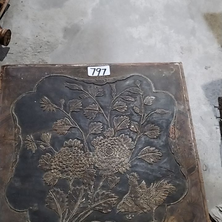 【闪购商品】瓷摆件麒****号