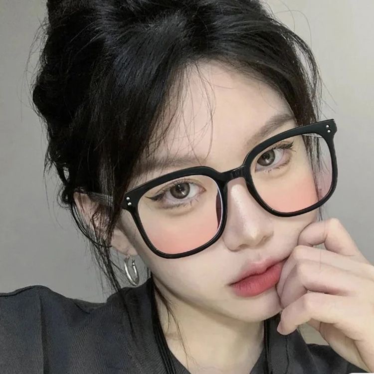 ins高颜值女高级感防紫外线腮红墨镜素颜网红纯欲风墨镜太阳眼镜 