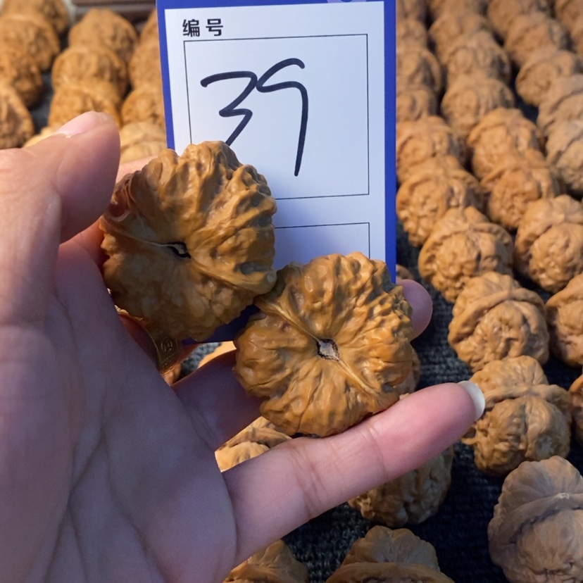 【闪购商品】猴头核桃吊坠随*