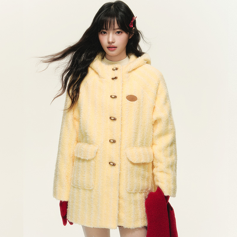 NTOT原创秋冬暖色保暖显瘦毛呢外套牛角扣连帽大衣NOTWT24498