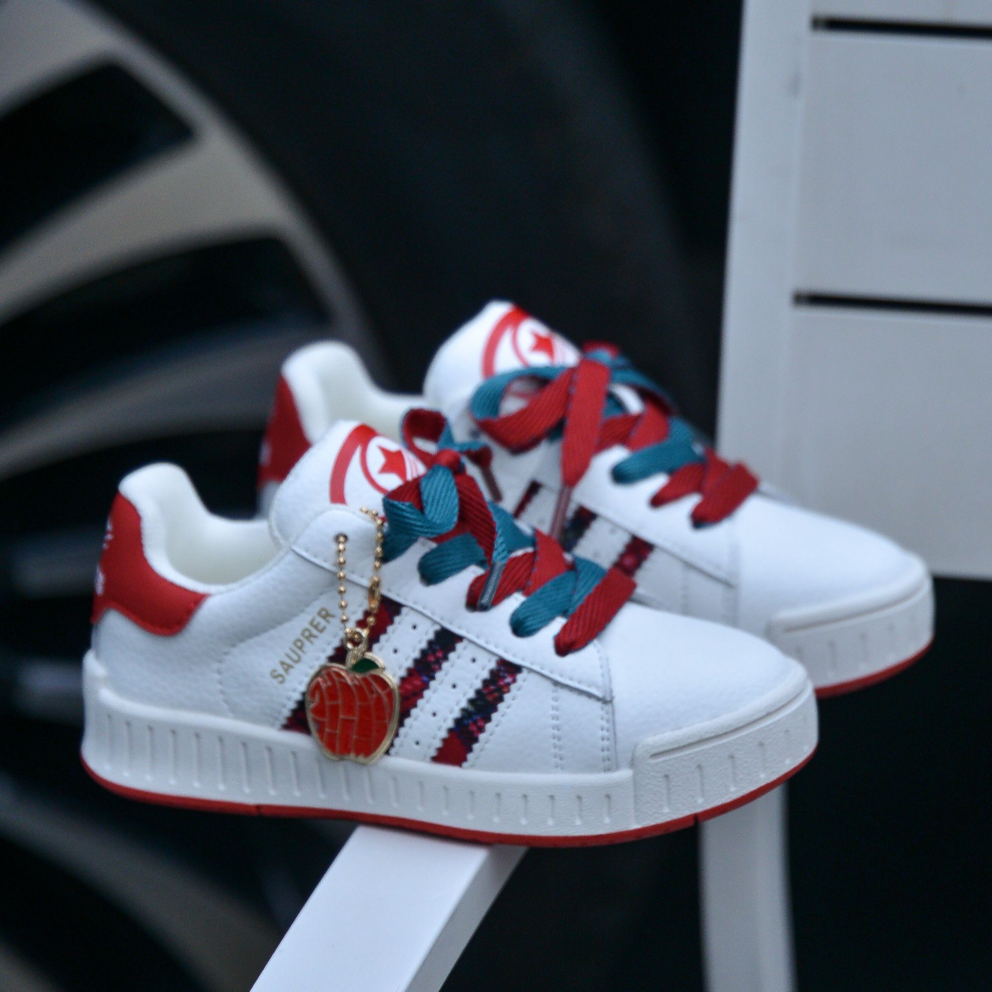 春季新款真皮儿童板鞋女童时尚透气小白鞋男童百搭潮流童鞋韩版潮