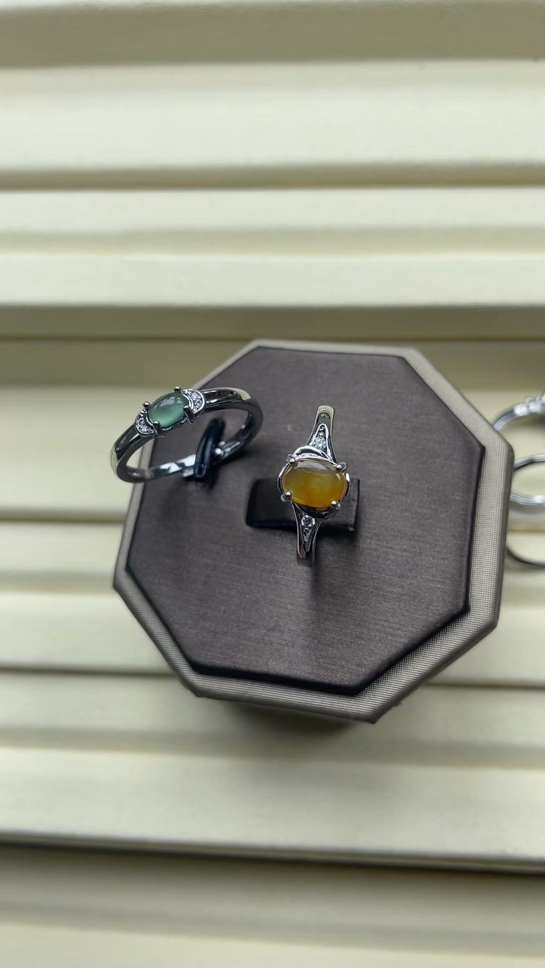 纯天然随机缅甸A货翡翠戒指气质轻奢时尚复古国风镶嵌