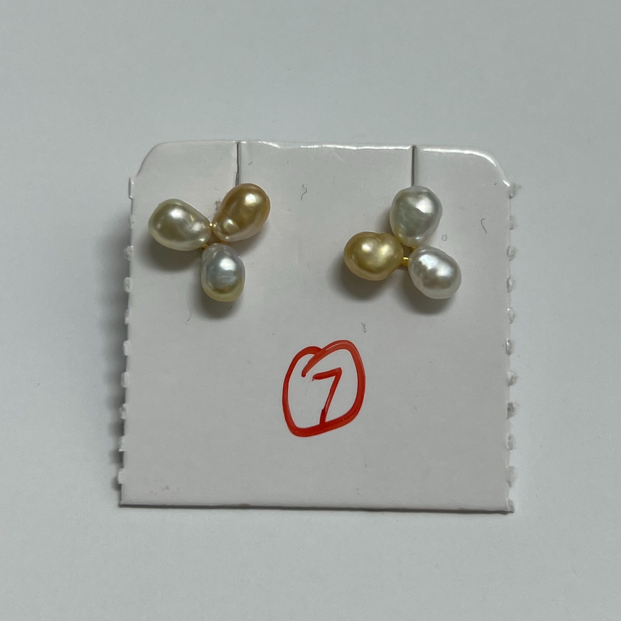 天然海水珍珠澳白南洋金珠keshi异形花朵混彩18K金镶嵌气质耳钉