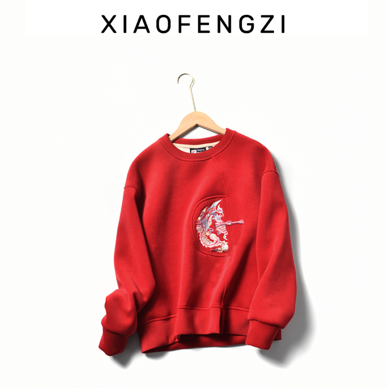 门店379！香港订单~蚕丝羊毛防风慕斯绒国风凤娟刺绣女士圆领卫衣