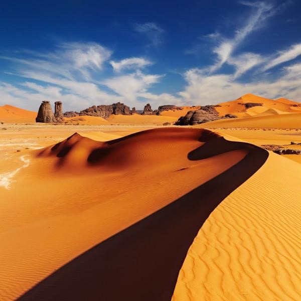 新疆原石戈壁石，奇石，泥石，盆景石，家居摆件，办公室摆件，把玩石！