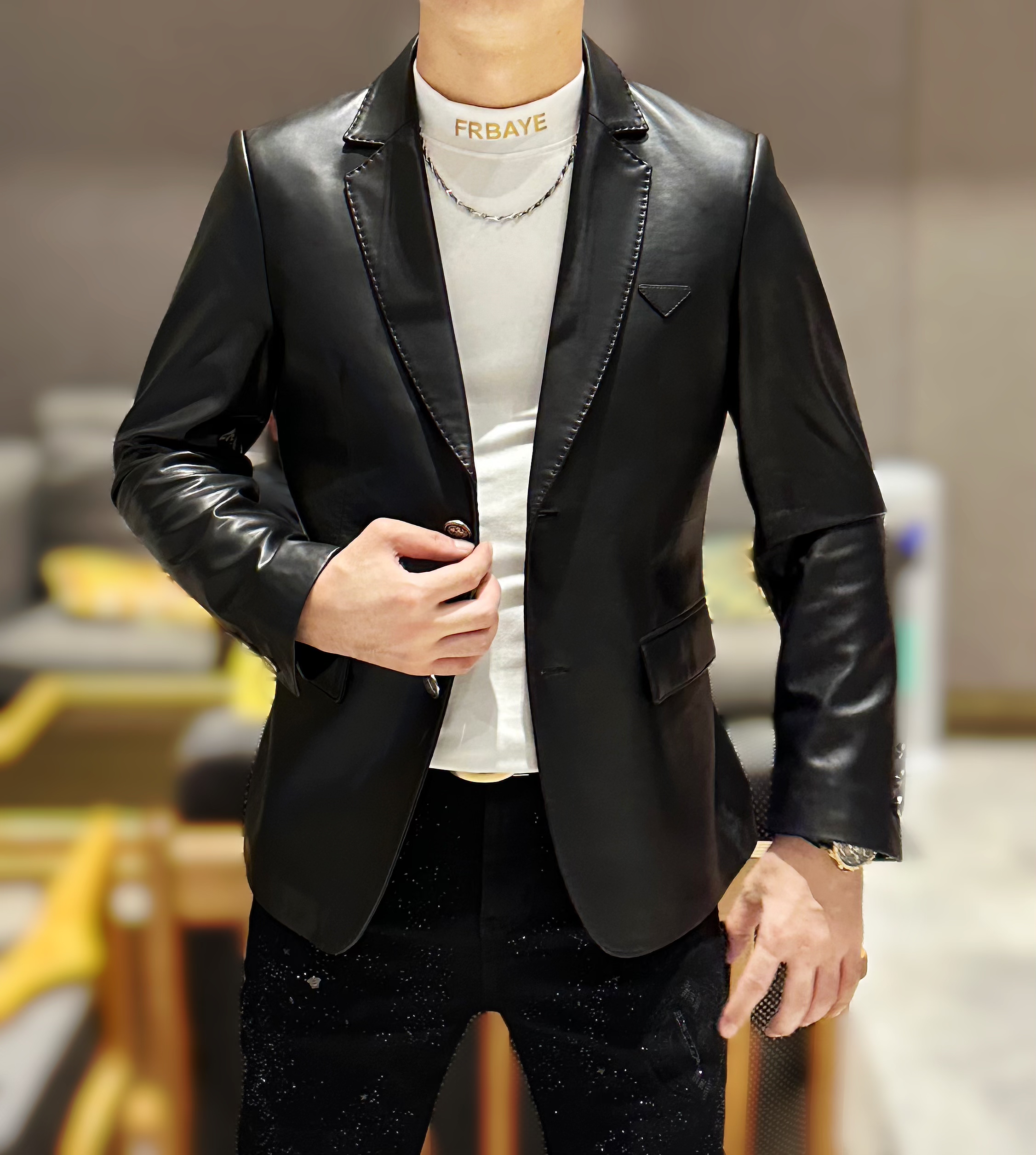 2025男士秋冬新款纯色休闲复古修身百搭真皮小羊皮西装外套夹克