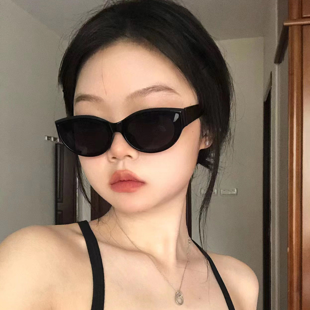 小红书同款猫眼墨镜女款潮酷复古高级感欧美搞怪辣妹网红小脸眼镜